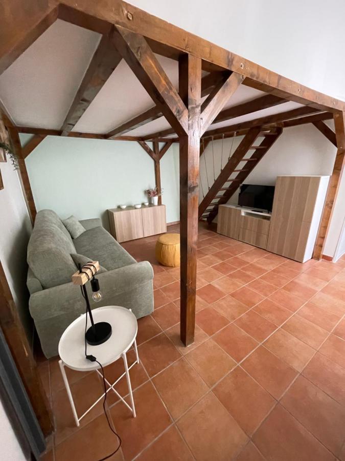La Casa Di Santa' Apartment เนเปิลส์ ภายนอก รูปภาพ